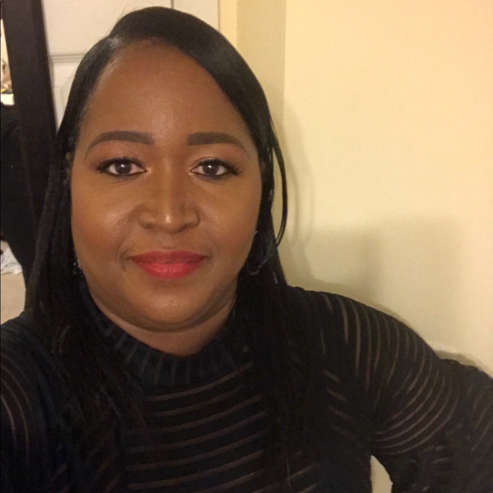 Meet your Posher, Linda